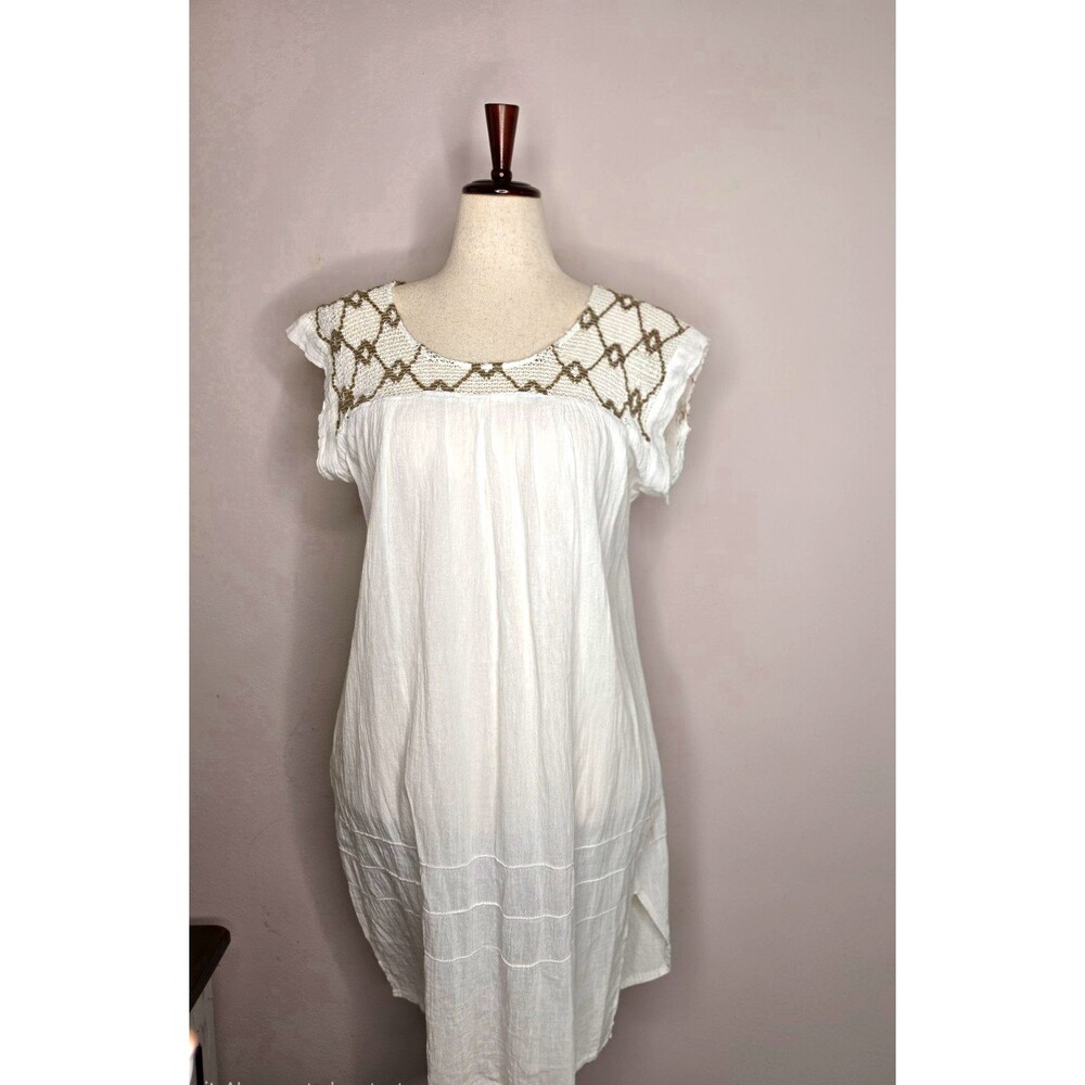 Tunic White Embroidered Yoke Cap Sleeve Pullover Scoop Neck Dress Size M/L